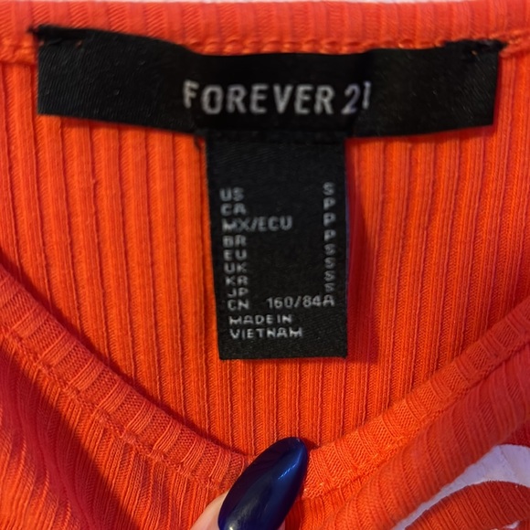 Crop top , Forever 21 - Picture 2 of 2